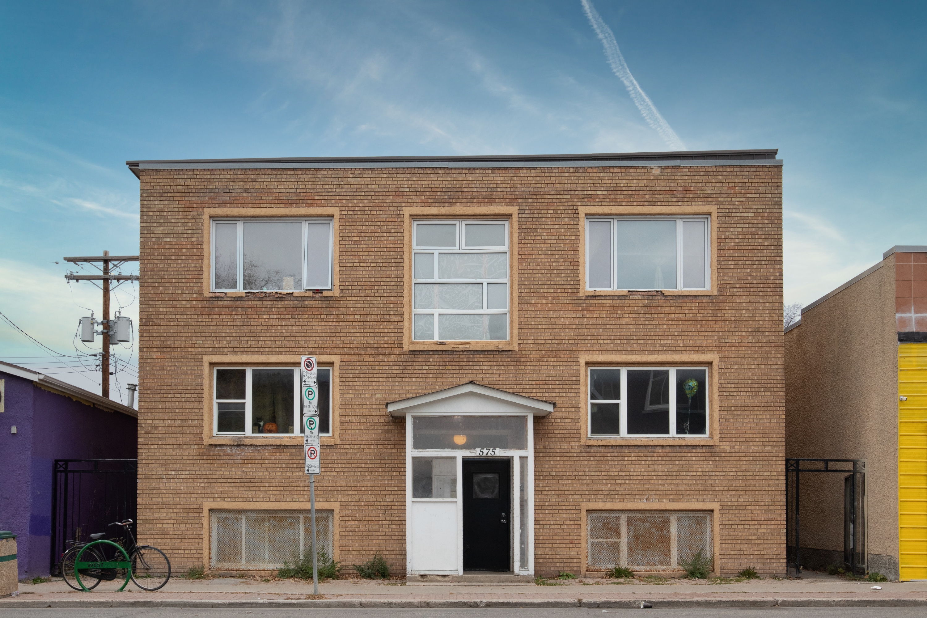 575 Ellice Avenue - 7