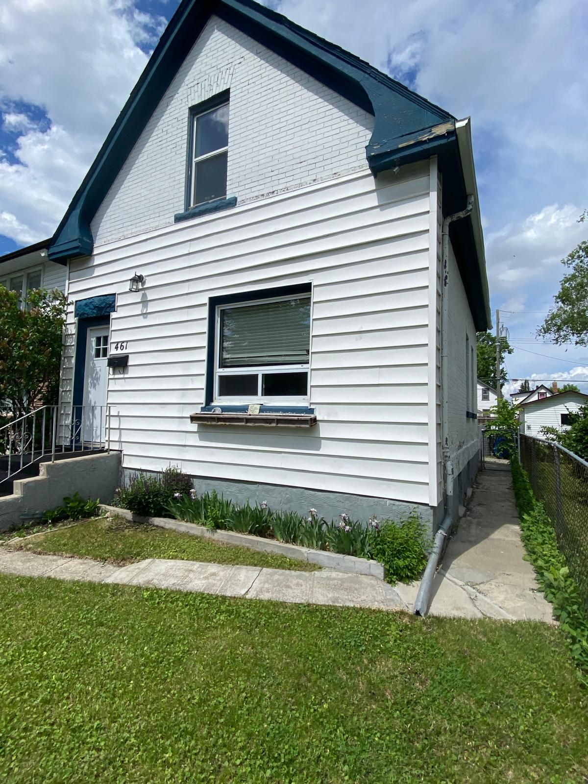 461 Bannerman Avenue